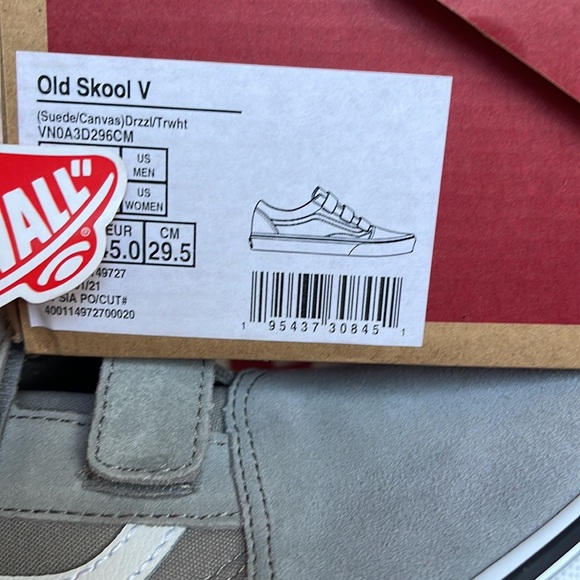 Vans Old Skool Velcro
(Suede/Canvas)Drzz|/Trwht
VNOA3D296CM
Men’s sneakers - Picture 16 of 16